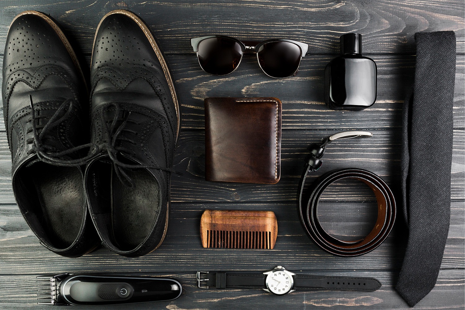 L'Importanza degli Accessori: Come Trasformare un Outfit con Piccoli Dettagli